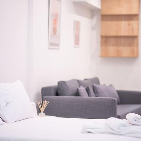 Luxury Studio With Garden Next To Acropolis Athen Exterior foto