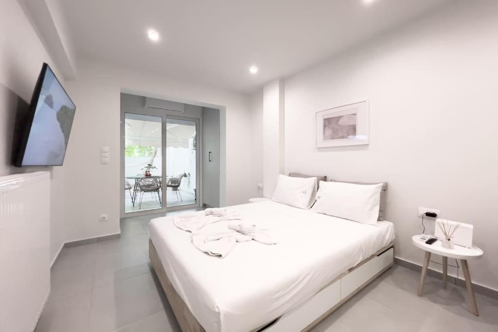 Luxury Studio With Garden Next To Acropolis Athen Exterior foto