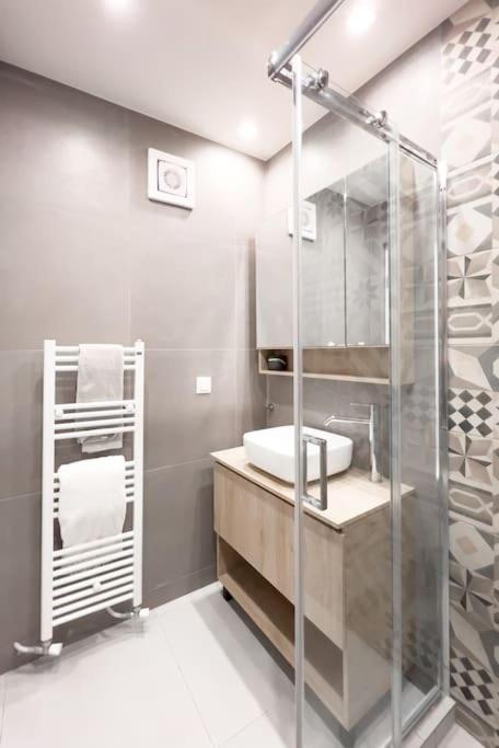 Luxury Studio With Garden Next To Acropolis Athen Exterior foto