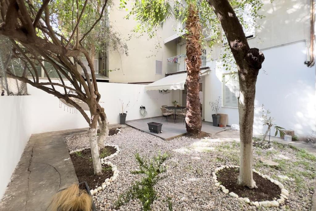 Luxury Studio With Garden Next To Acropolis Athen Exterior foto